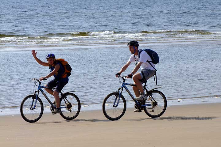 Fahrradfahren am Weißen Meer Coast Kola Peninsula